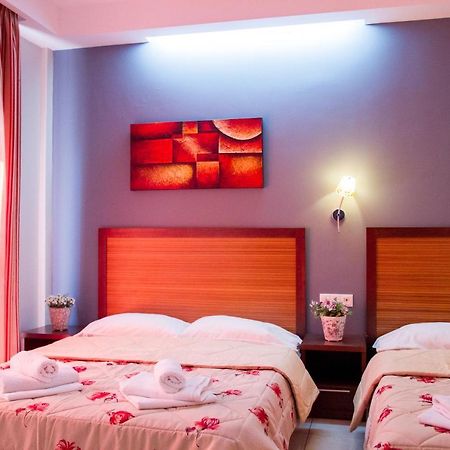 Paralía Hotel Rodon מראה חיצוני תמונה