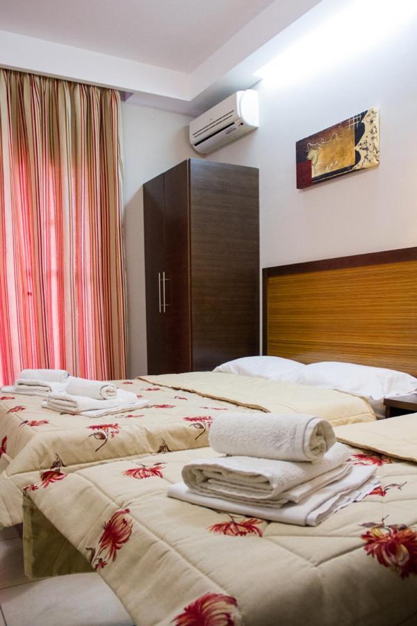 Paralía Hotel Rodon מראה חיצוני תמונה