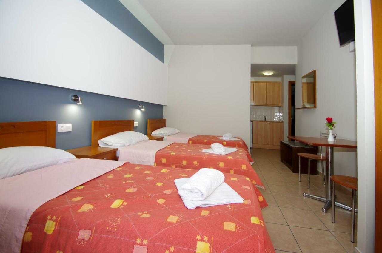 Paralía Hotel Rodon מראה חיצוני תמונה